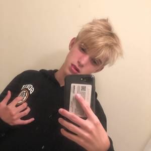 Meet your Posher, Andrew